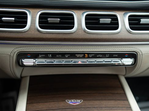 Used 2020 Mercedes-Benz GLS 450 450 4MATIC image 35