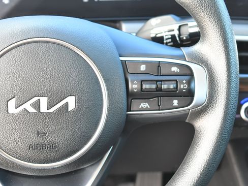 Used 2025 Kia K5 LXS FWD image 22
