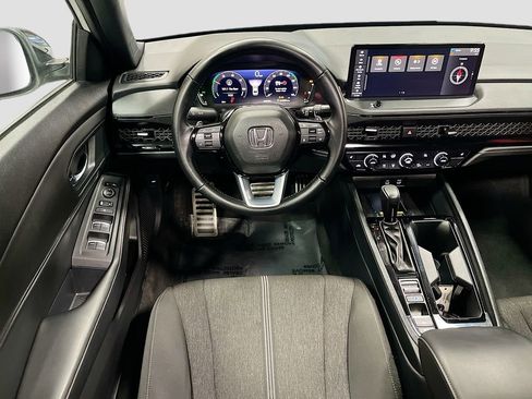 Used 2025 Honda Accord Sport image 22