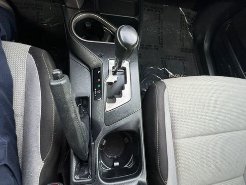 Used 2017 Toyota RAV4 XLE AWD/4WD image 18