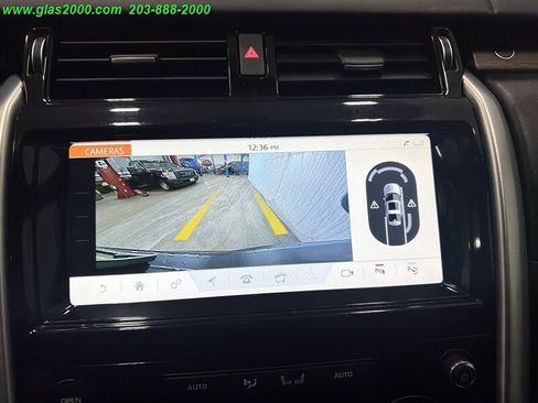 Used 2019 Land Rover Discovery HSE Luxury image 11