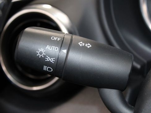 Used 2025 MAZDA MX-5 Miata RF Grand Touring RWD image 31