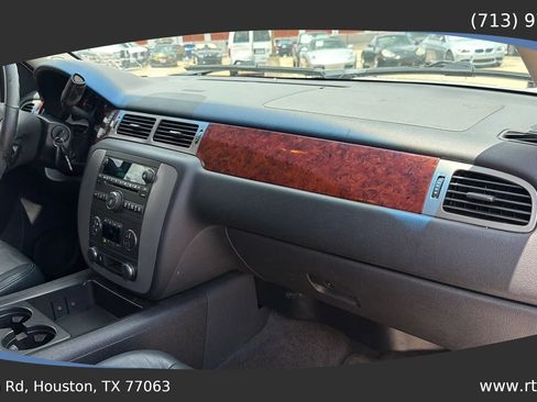 Used 2012 GMC Yukon SLE RWD image 46