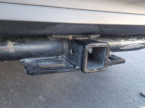 Used 2019 Toyota Highlander XLE image 8