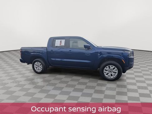 Used 2023 Nissan Frontier SV image 10