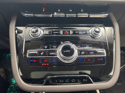 Certified 2022 Lincoln Corsair Standard w/ Premium Package image 22