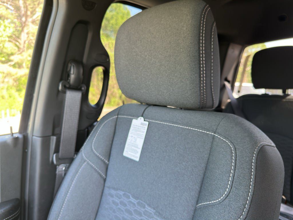 New 2026 RAM 2500 Big Horn AWD/4WD image 21