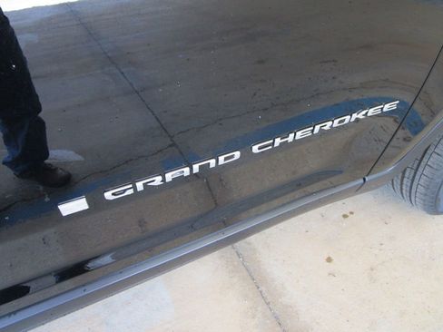 New 2026 Jeep Grand Cherokee Laredo X image 12