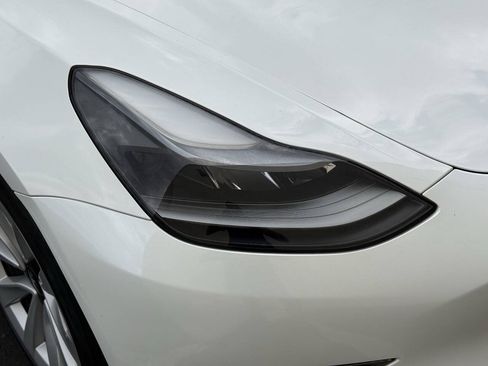 Used 2023 Tesla Model 3 Standard Range RWD image 35