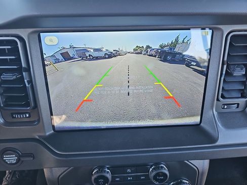 New 2026 Ford Bronco 4-Door image 22