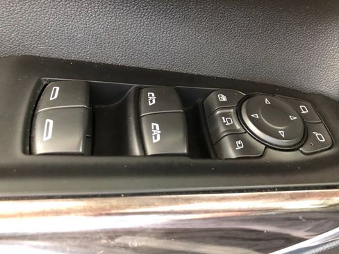 Used 2020 Chevrolet Silverado 2500 LTZ w/ LTZ Plus Package AWD/4WD image 37