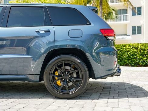 Used 2021 Jeep Grand Cherokee Trackhawk AWD/4WD image 16