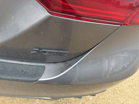 Used 2023 Toyota Camry XSE image 9