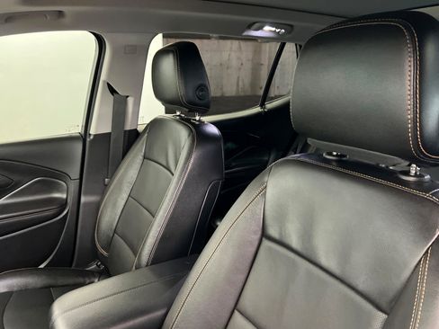 Used 2019 GMC Terrain SLT w/ Preferred Package AWD/4WD image 17