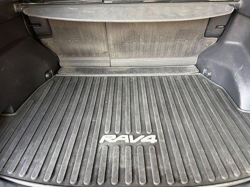 Used 2022 Toyota RAV4 XSE AWD/4WD image 20