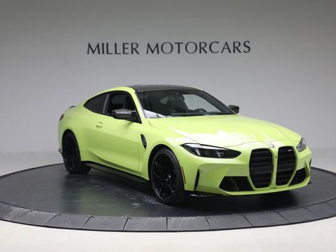 Used 2025 BMW M4 Coupe w/ M Carbon Exterior Package image 11