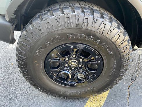 Used 2024 Ford Bronco Wildtrak AWD/4WD image 48