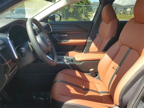 New 2026 MAZDA CX-50 2.5 Turbo w/ Premium Plus Pkg image 17