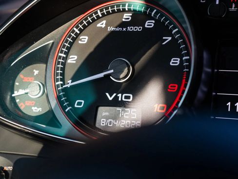 Used 2011 Audi R8 V10 AWD/4WD image 34