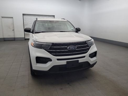 Used 2022 Ford Explorer XLT image 14
