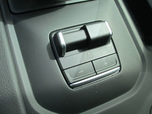 New 2026 GMC Sierra 1500 Denali AWD/4WD image 18