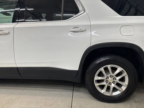 Used 2018 Chevrolet Traverse LT AWD/4WD image 6