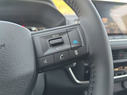 New 2026 Nissan Rogue SV w/ Cold Weather Package FWD image 25
