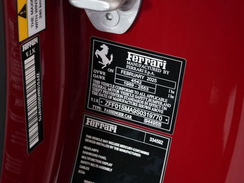 Used 2025 Ferrari 296 GTS RWD image 32