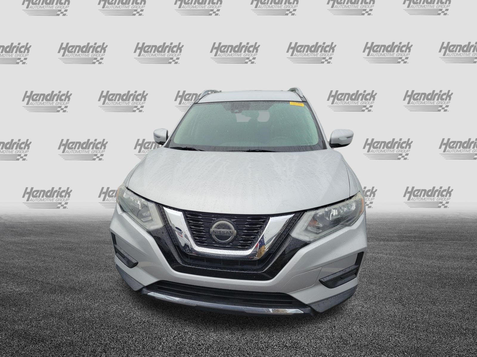 Used 2020 Nissan Rogue S w/ Special Edition Package FWD image 3