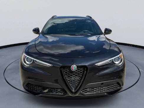 Used 2022 Alfa Romeo Stelvio Veloce AWD/4WD image 10