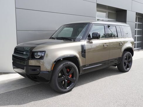 New 2026 Land Rover Defender 110 X AWD/4WD image 3