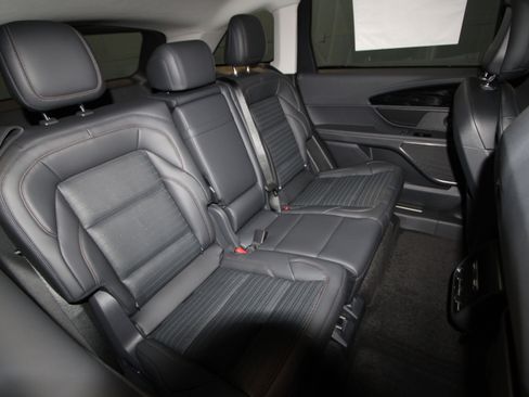 New 2026 Lincoln Nautilus Reserve image 22