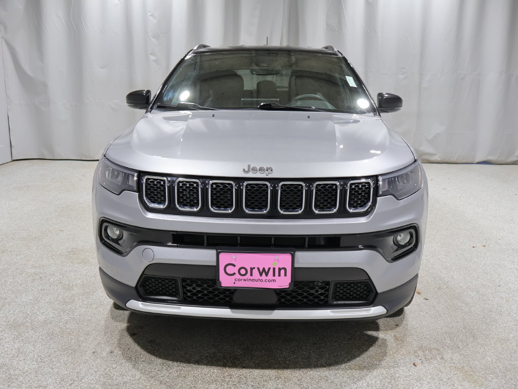 Certified 2024 Jeep Compass Limited AWD/4WD image 8