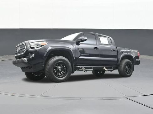 Used 2019 Toyota Tacoma TRD Sport w/ Technology Package AWD/4WD image 55