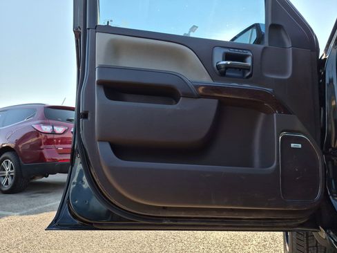 Used 2015 GMC Sierra 1500 Denali w/ Driver Alert Package AWD/4WD image 12