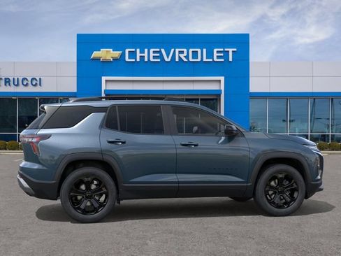New 2026 Chevrolet Equinox LT w/ Midnight Edition FWD image 5