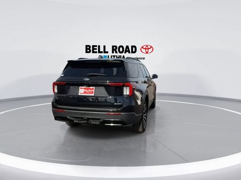 Used 2025 Ford Explorer ST-Line image 8