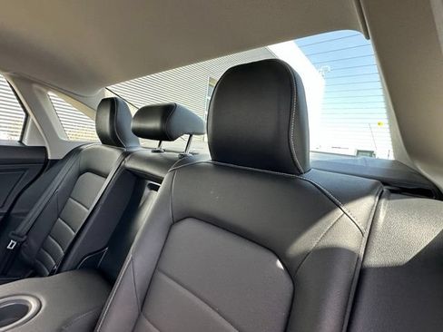 Used 2024 Volkswagen Jetta SE w/ Panoramic Sunroof Package FWD image 31