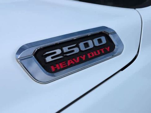 Used 2024 RAM 2500 Big Horn AWD/4WD image 13