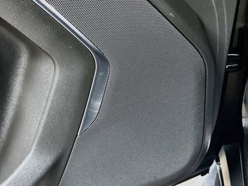 Used 2021 GMC Yukon SLE RWD image 18
