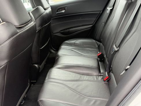 Used 2019 Acura ILX w/ Premium Package image 14