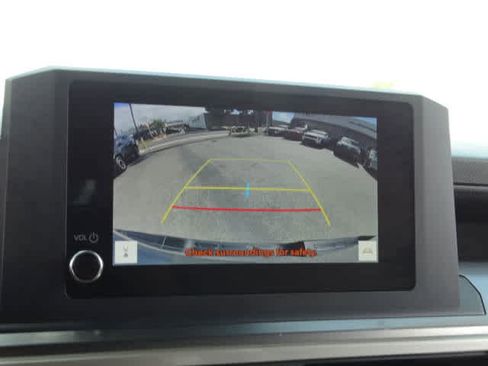 Used 2025 Toyota Tacoma SR5 image 30