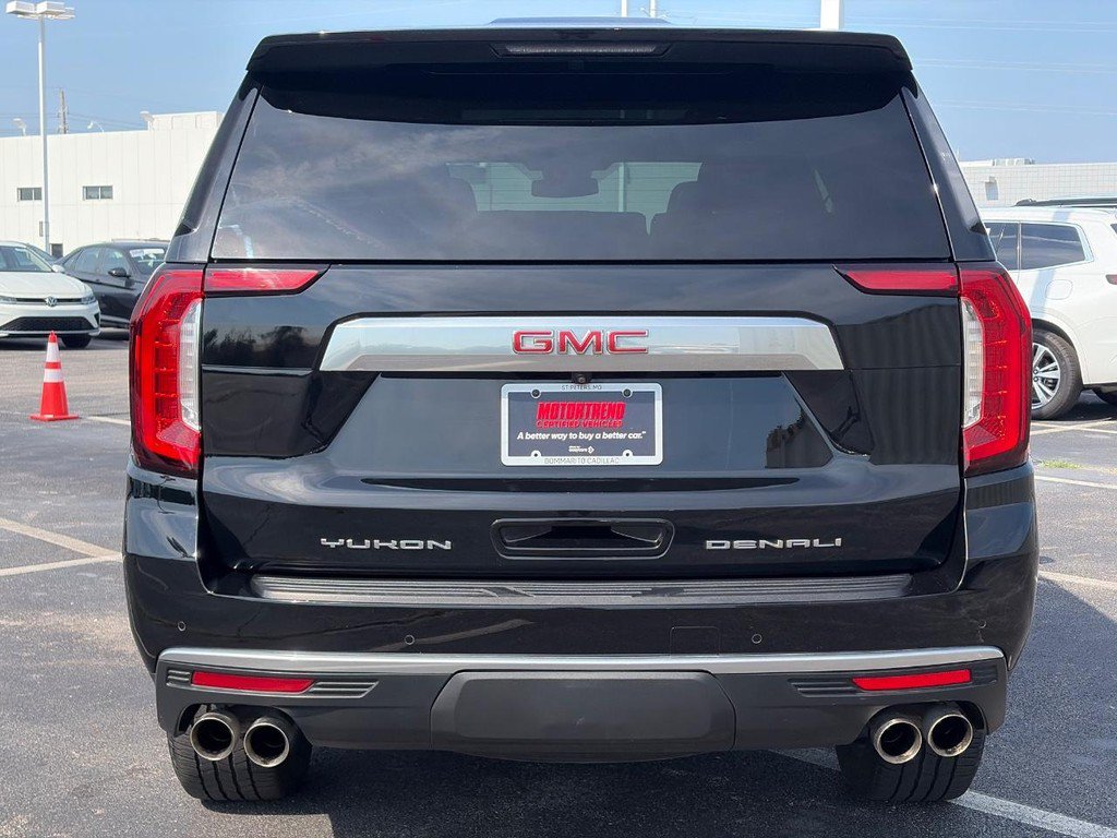 Used 2023 GMC Yukon Denali AWD/4WD image 6