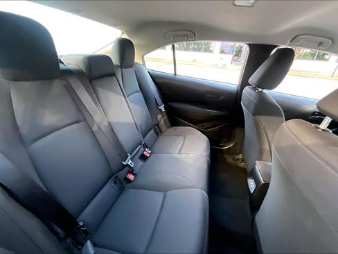 Used 2024 Toyota Corolla LE FWD image 19