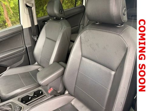 Used 2019 Volkswagen Tiguan SE w/ Panoramic Sunroof Package AWD/4WD image 11