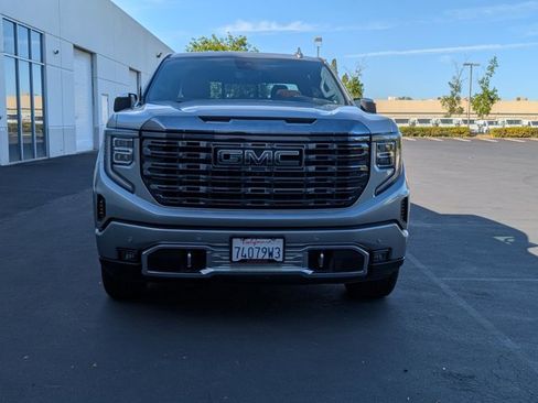 Used 2023 GMC Sierra 1500 Denali Ultimate AWD/4WD image 2
