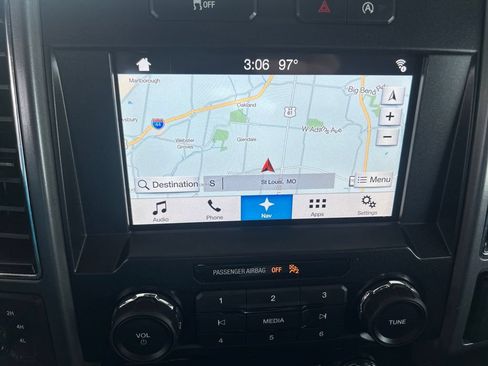 Used 2018 Ford F150 XLT w/ Equipment Group 302A Luxury AWD/4WD image 24