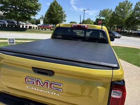 Used 2023 GMC Canyon AT4 w/ AT4 Premium Package AWD/4WD image 6