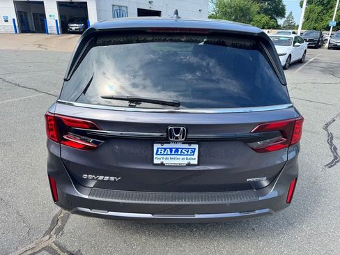 New 2026 Honda Odyssey Touring image 5