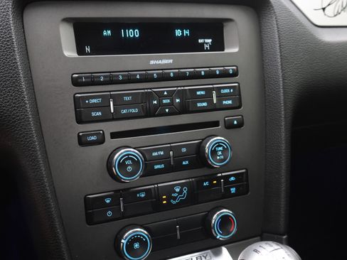 Used 2011 Ford Mustang GT Premium RWD image 11